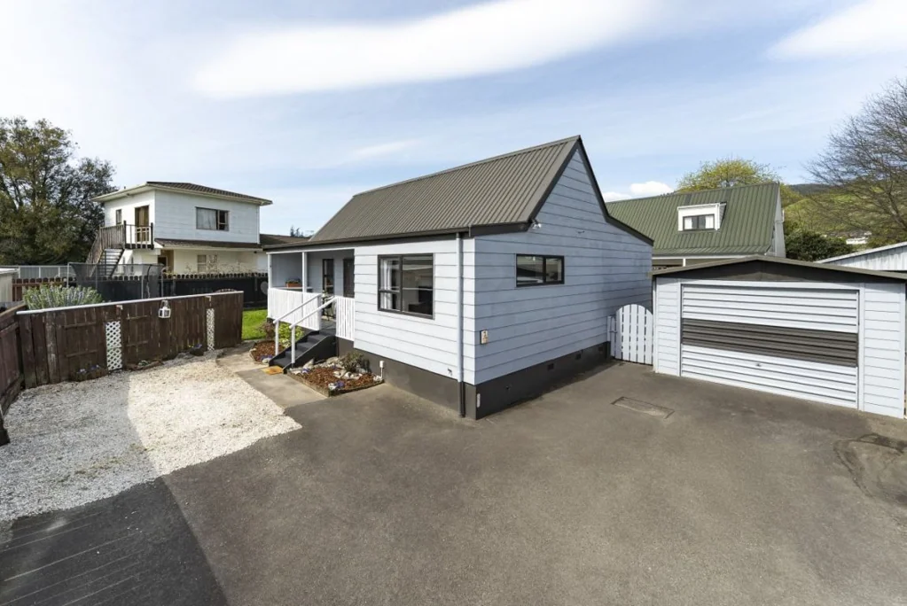 2/17 Ranui Road, Stoke, Nelson