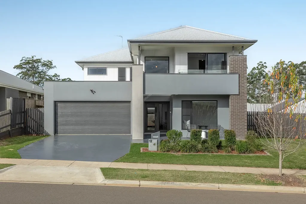 Highfields 5ਬੈੱਡਰੂਮ Modern 5-Bedroom Double-Storey Home Designed for Families