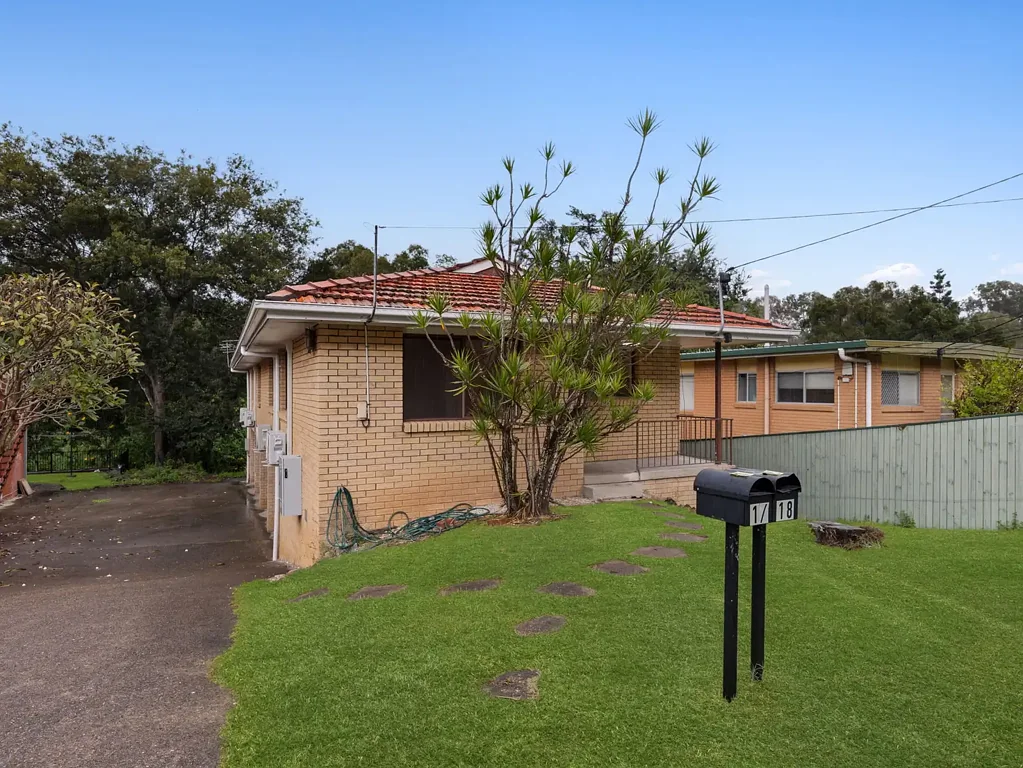 Stylish & Convenient Greenslopes Living!