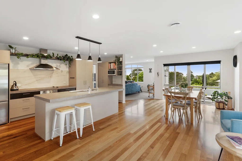 Thames 4房  Your Ultimate Family Home with Views