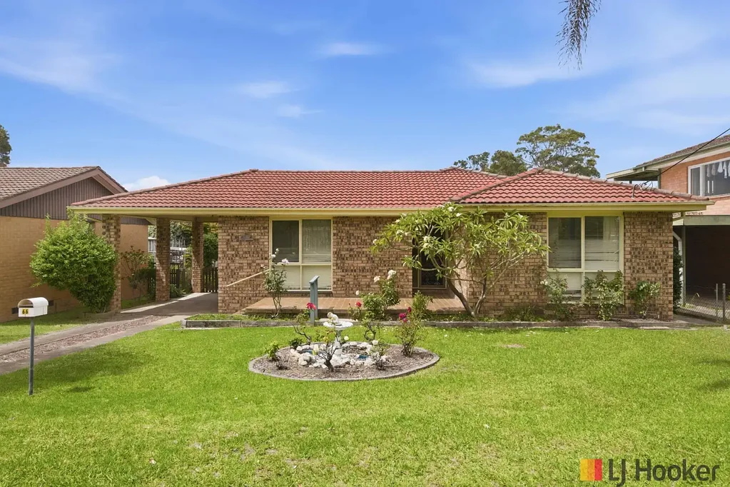 66 Pacific Road, Surf Beach, NSW 2536