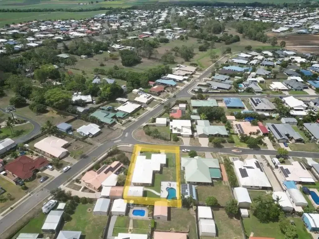 Walkerston 4Kwarto 1100m2 THE COMPLETE PACKAGE!!!