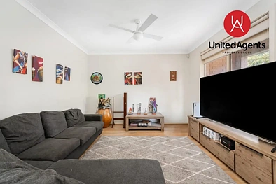 18 Montefiore Avenue, West Hoxton, NSW 2171, 3房, 2浴, House