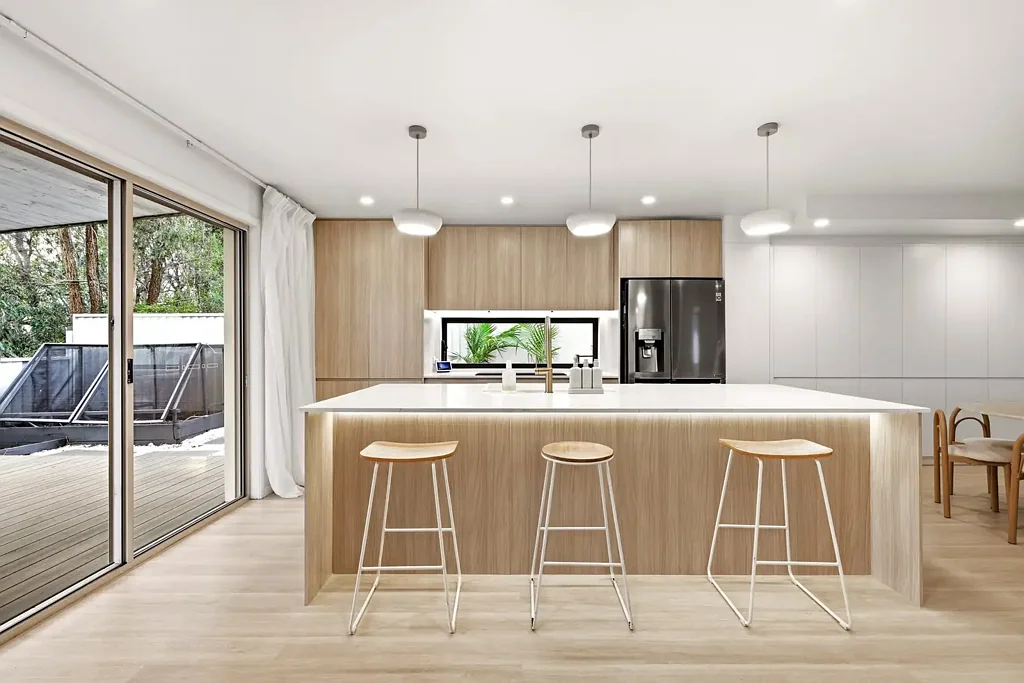 Arundel 3房  Award-Winning Design Meets Fully Renovated Family Living