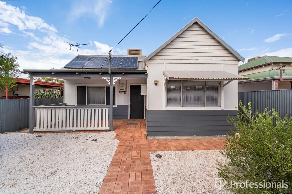 28 Rhodes Street, South Kalgoorlie, WA 6430