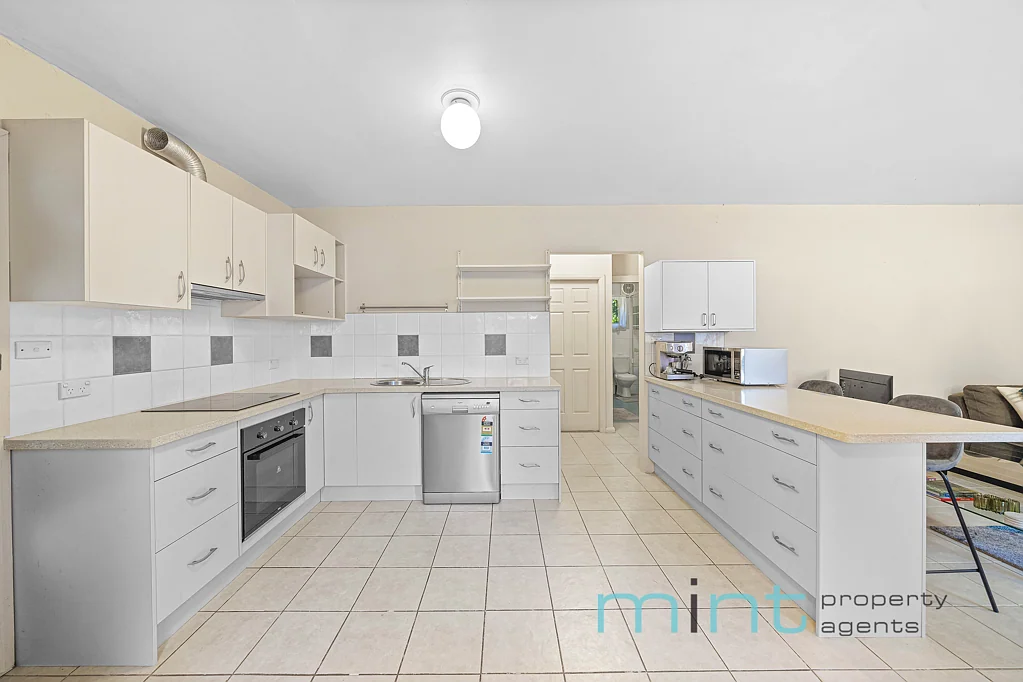 2/28 Broadarrow Road, Narwee, NSW 2209