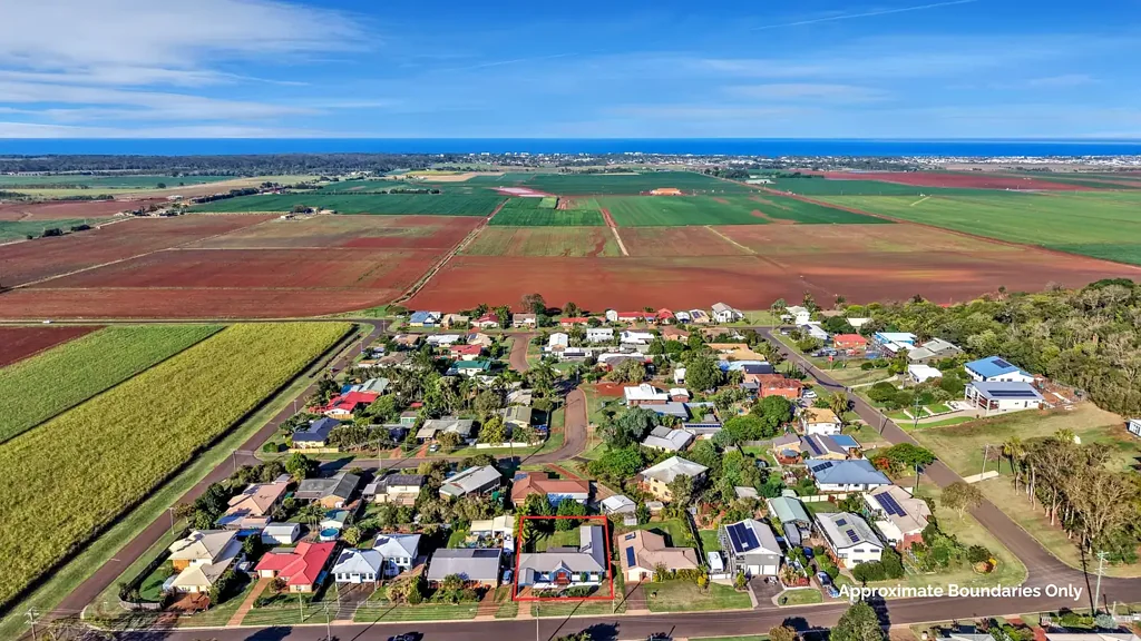 13 Panorama Drive, Qunaba, QLD 4670