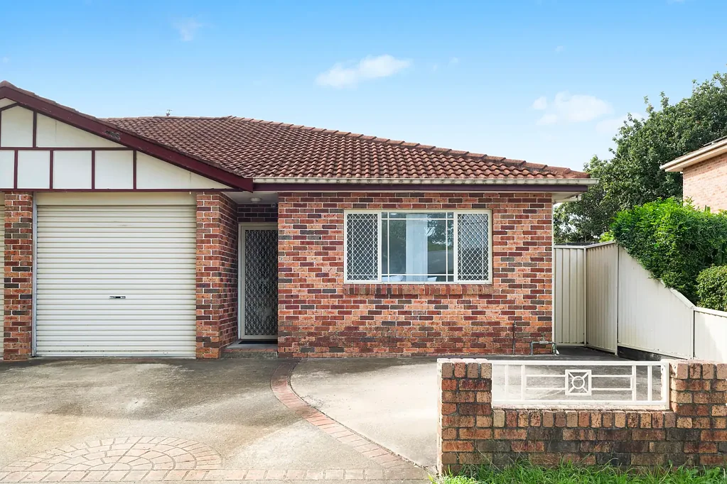 2/54 McCallum Street, Roselands, NSW 2196