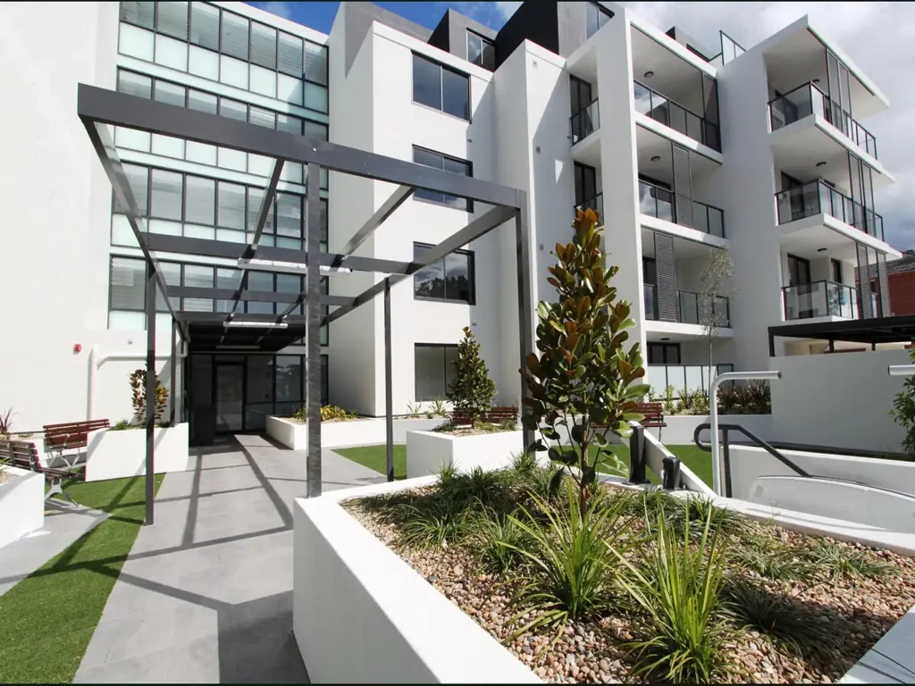 Modern 2 bedroom unit