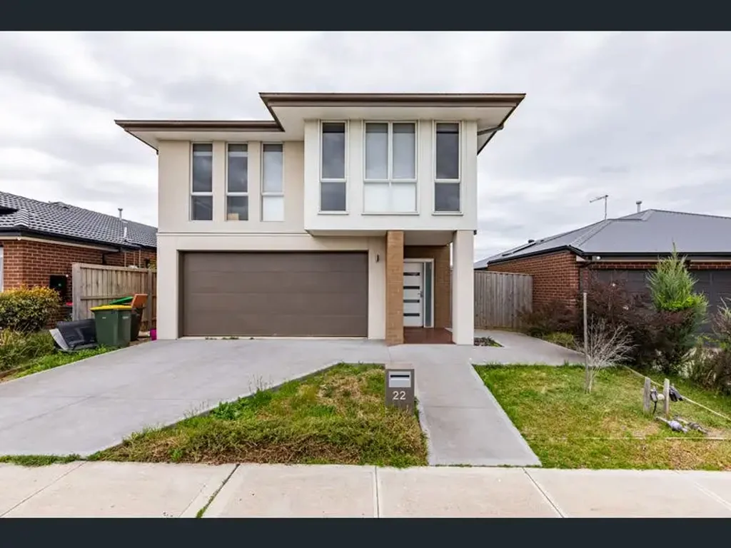 Secured Modern Room with Ensuite & Privacy
