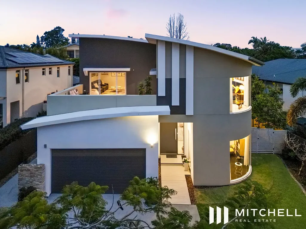 Hope Island 5ਬੈੱਡਰੂਮ Grand Contemporary Living in the Heart of Sanctuary Cove