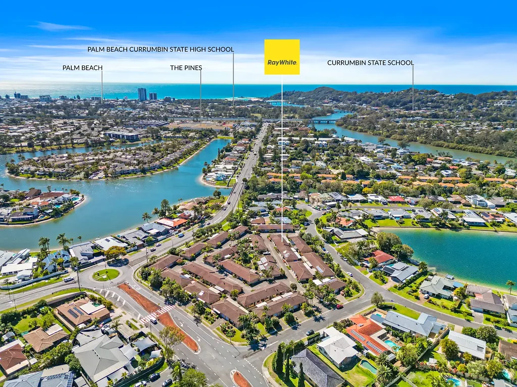 Currumbin Waters 2 Bedroom 2 BEDROOM VILLA WITH NO STAIRS