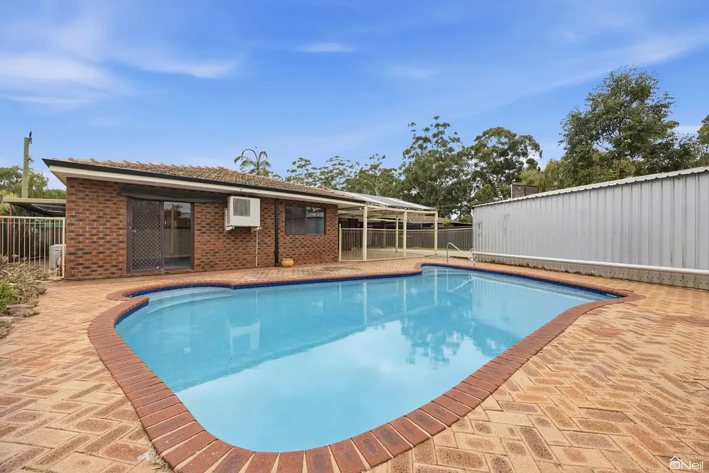 4 Heron Court, Camillo, WA 6111