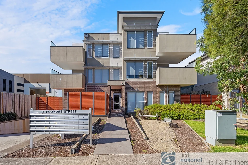102/8 Podmore Street, Dandenong, VIC 3175