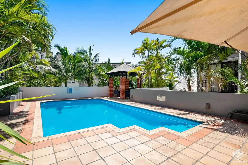 Spring Hill 2房 热带绿洲氛围 39套私享 3阳台庭院 靠近市中心交通 游泳池BBQ Huge Outdoor Areas