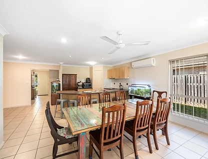 22 Tait Avenue, Redbank Plains, Ipswich - Greater Region, 4房, 2浴, House