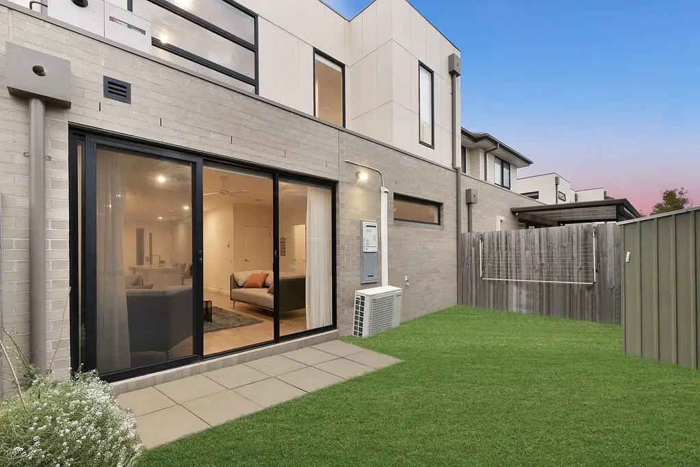 Keysborough 3ห้องนอน The Brief: Spacious open-plan living with modern finishes