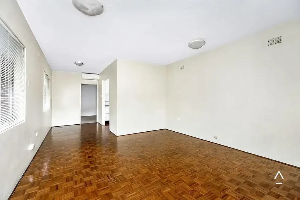 Gorgeous one Bedroom Unit