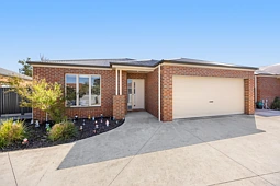 4/3 Spencer Street, Sebastopol