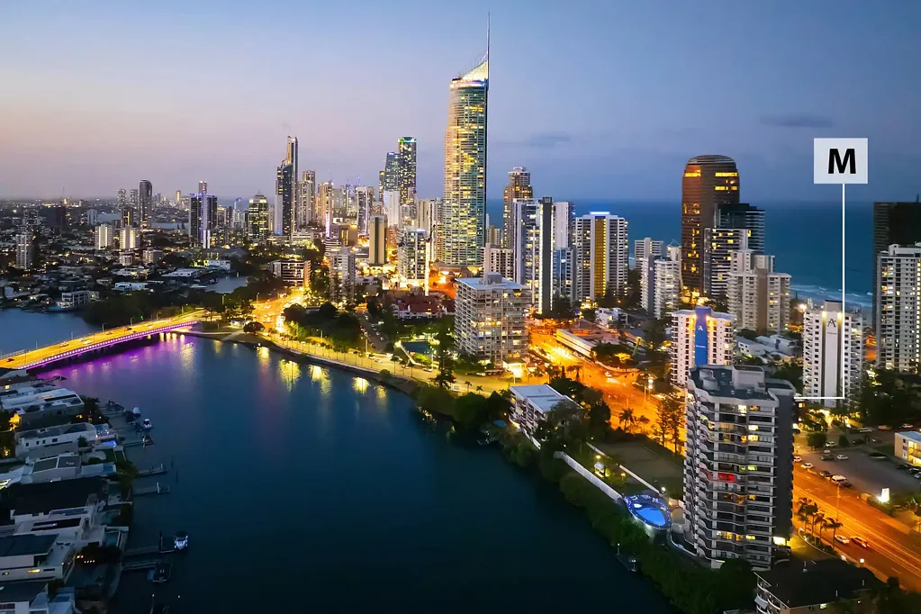 Surfers Paradise 1Phòng ngủ Japandi Inspired Top-Floor Retreat with Panoramic Views