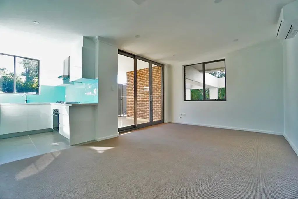 Near New One Bedroom Modern Apartment