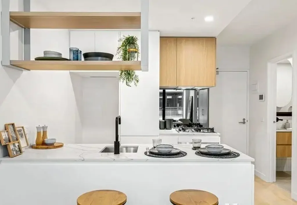 Modern Comfort with Healthy Lifestyle Options!