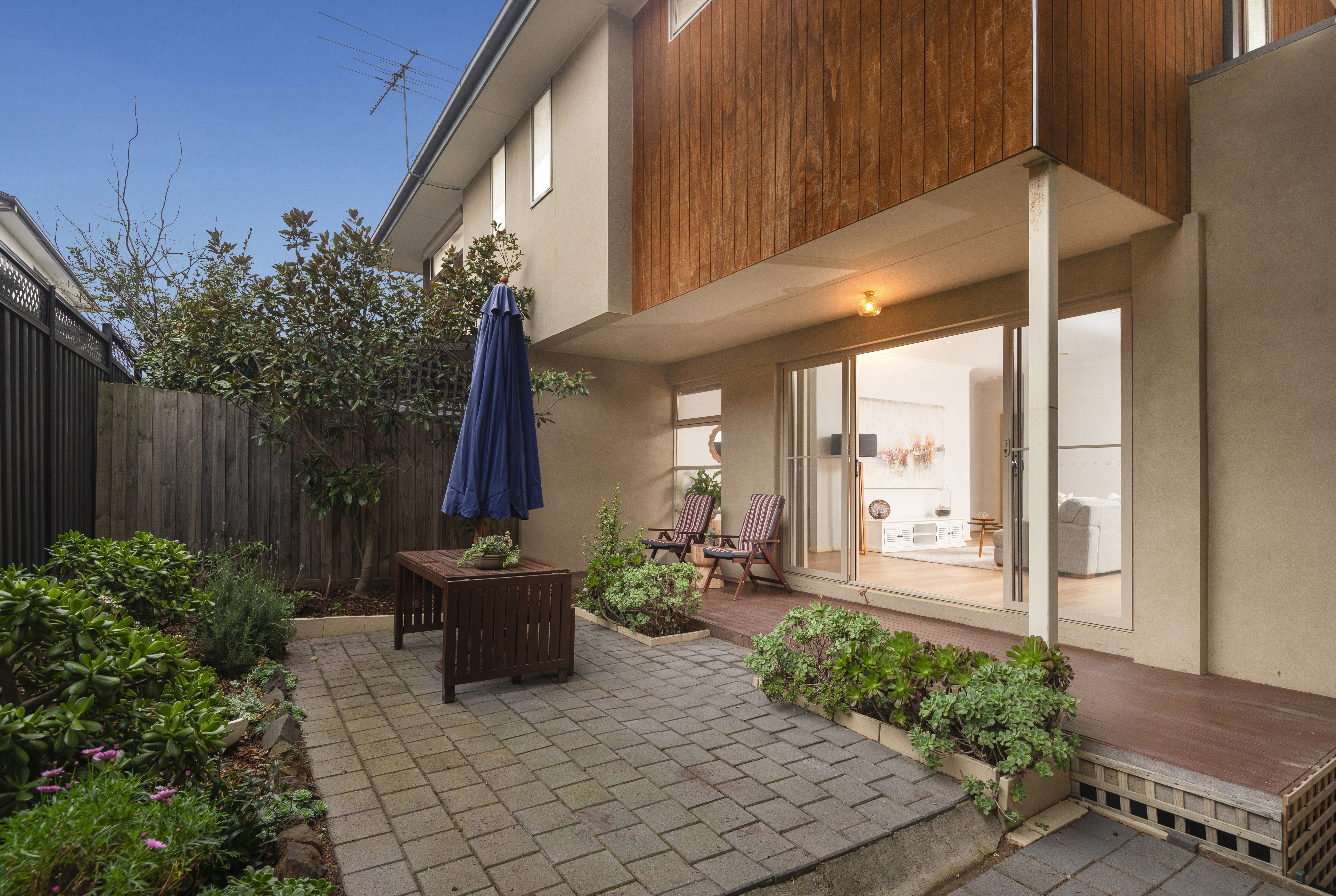 UNIT 4 14 MCCUBBIN ST, BURWOOD VIC 3125, 0房, 0浴, House