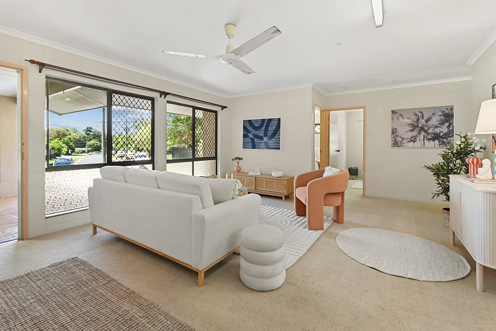 4 ETHEL CLOSE, Redlynch, QLD 4870