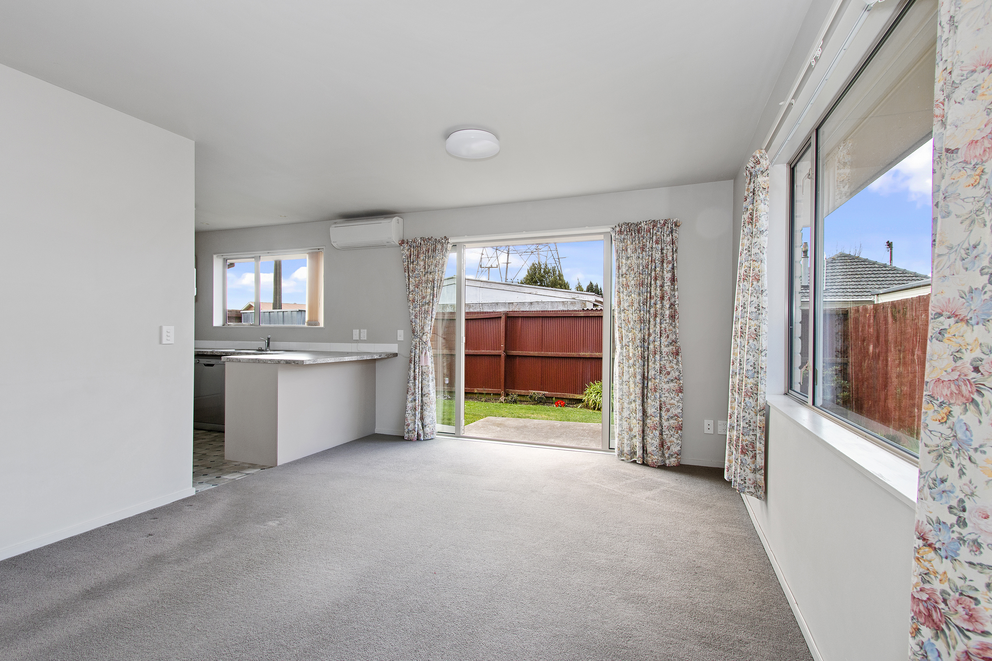 2/318 Waterloo Road, Islington, Christchurch, 2 Schlafzimmer, 1 Badezimmer