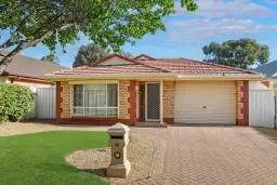 33 Castle Court, Blakeview