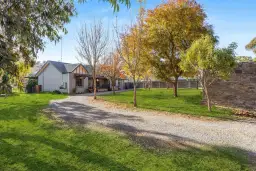 1324 Bullcreek Road, Ashbourne