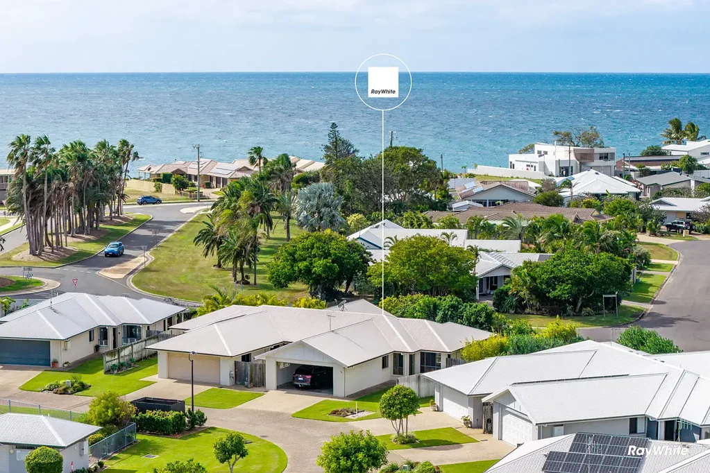 Bargara 3침실 Low-Maintenance Living Near the Coast!