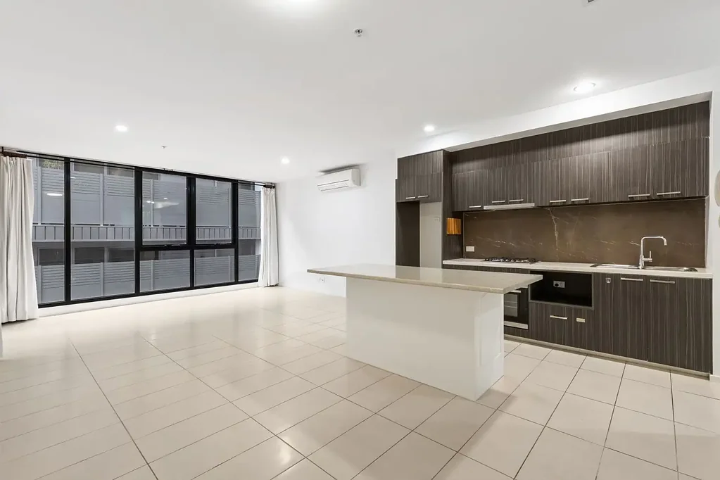 SPACIOUS AND CENTRALLY LOCATED