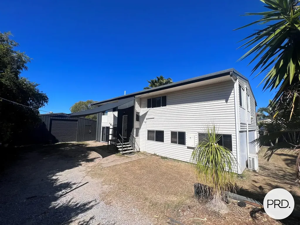 Tannum Sands 3房  IDEAL FAMILY HOME WITH MASSIVE SHED