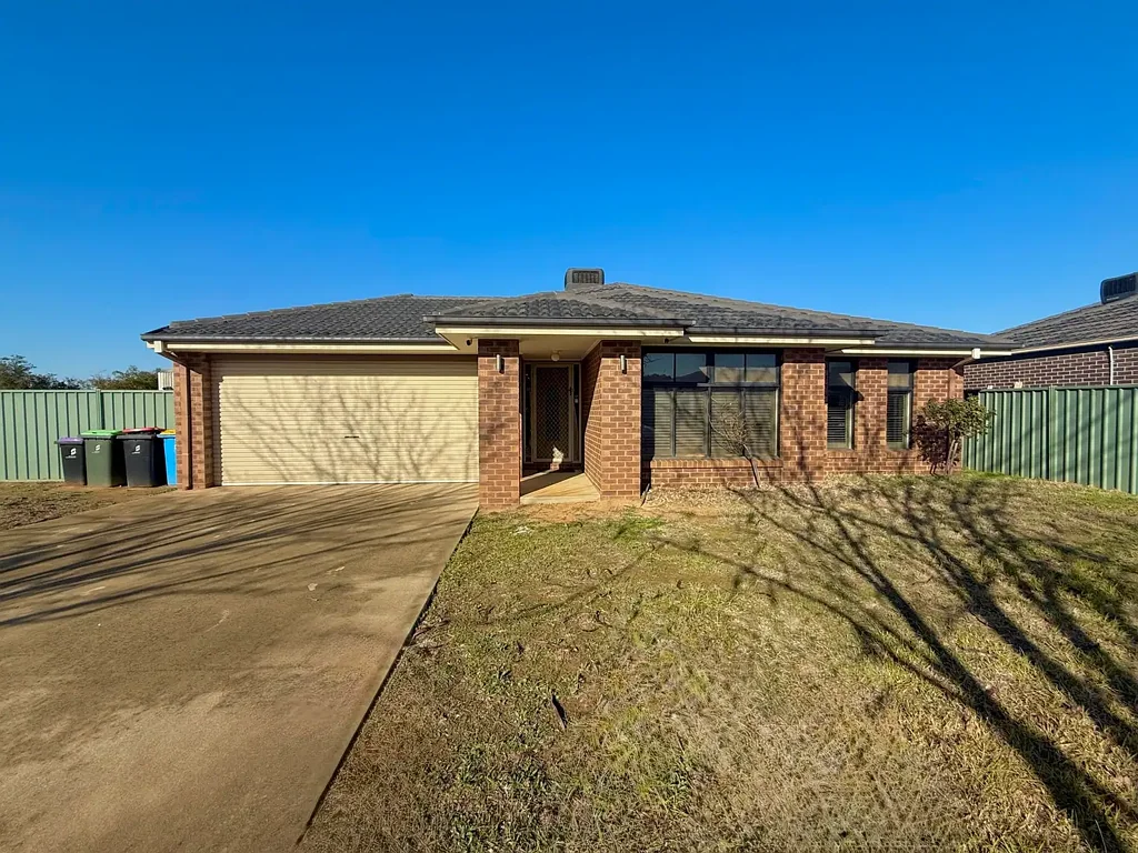 3 BEDROOM MODERN HOME