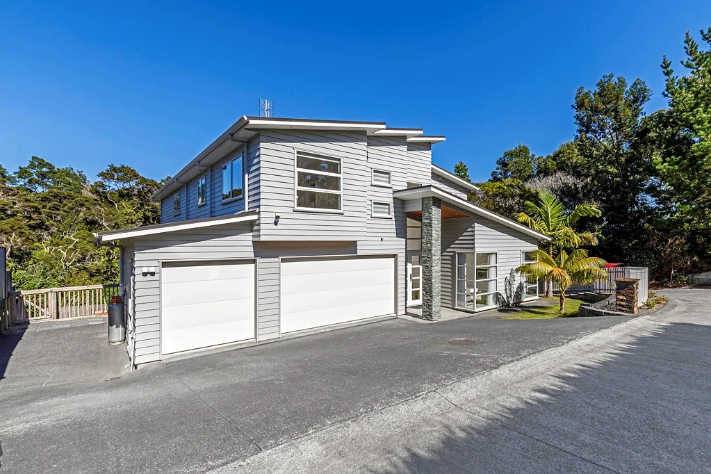 61 Bernard Magnus Lane, Greenhithe, North Shore City, Auckland