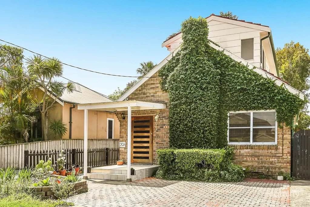 Charming Freestanding Home in Exclusive Oceanside Area