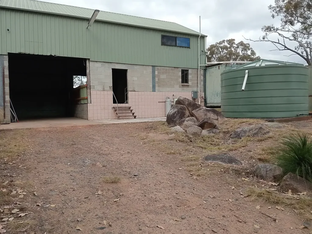 Spacious Two-Storey Shed with Self-Contained Living