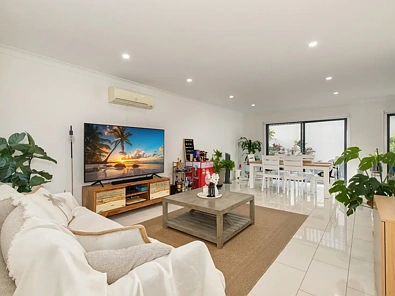 Robina 3 Bedroom Excellent Value Townhouse in a Prime Lifestyle Location