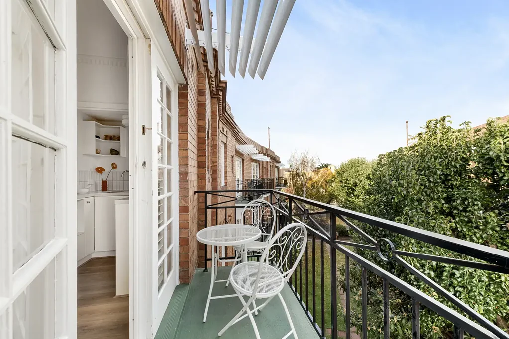 East Melbourne 1chambre Charming East Melbourne Pied-a-terre with Garden Balcony