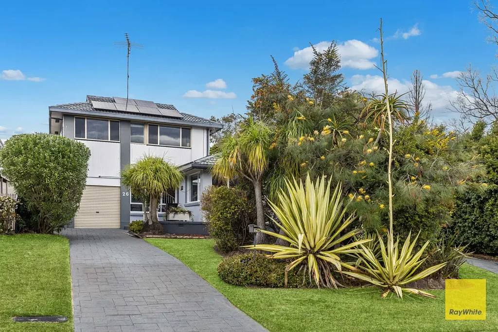Baulkham Hills 4 Bedroom Elevated Family Living & Entertainer's Delight