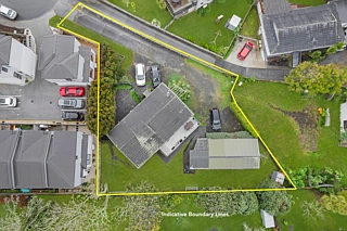 9 & 9A Sherie Place, Howick, Manukau City