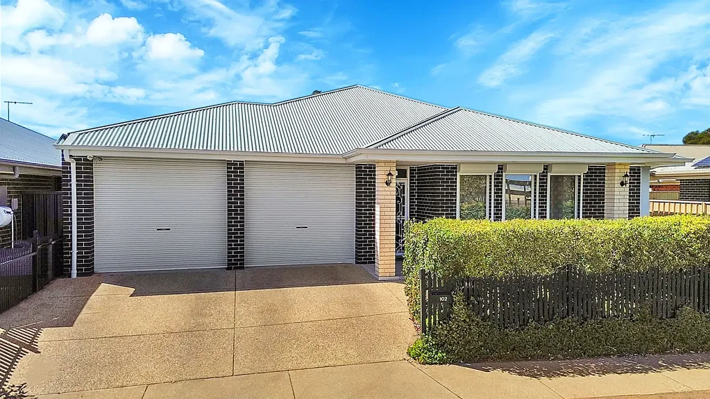 Munno Para 4ਬੈੱਡਰੂਮ Over 250sqm of Spacious Family Living in Prime Location