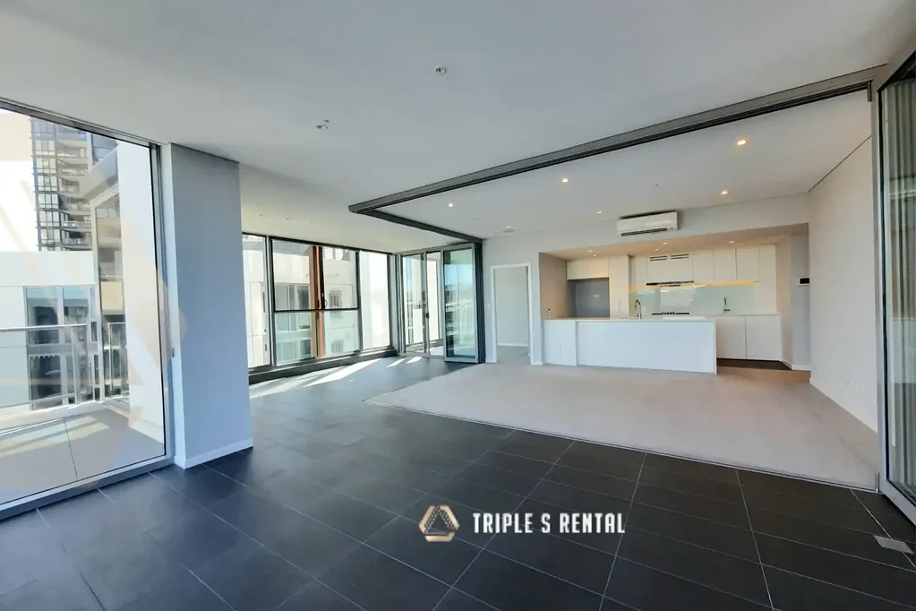 Best Choice for Your Lock Down Life &Huge 2 Bedder & Open Balcony & Best Location in WWP & Secure  & Kitchen Island