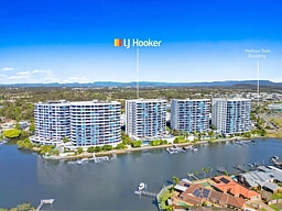 3403/5 Harbour Side Court, Biggera Waters
