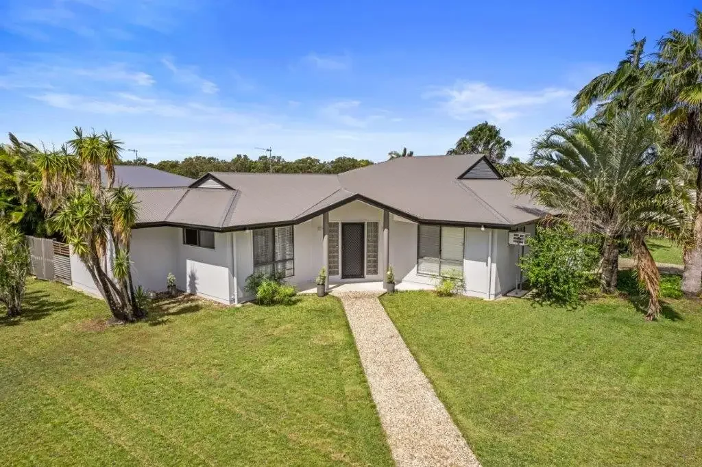 Cooloola Cove 4 Bedroom Price Reduced - Make an offer