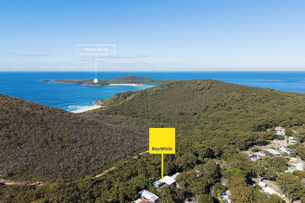 Shoal Bay 4 Bedroom Dreamy Coastal Tree House
