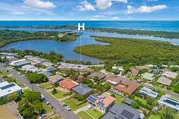 24 Walter Crescent, Banora Point