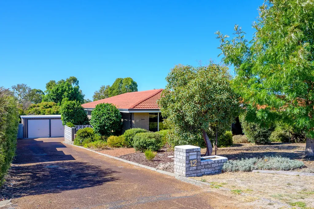 12 Vernon Street, Collie, WA 6225
