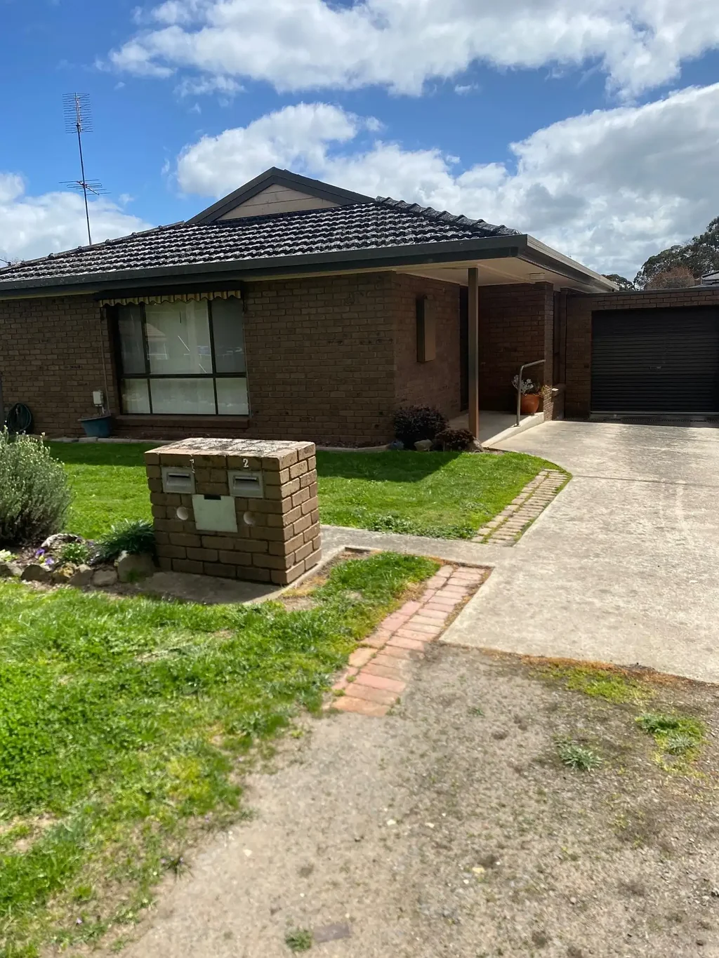 Charming 2-Bedroom Unit in the Heart of Creswick